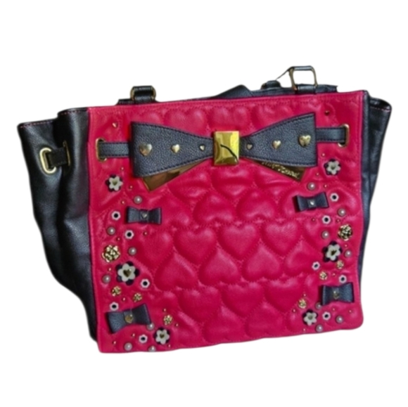 Betsey Johnson Handbags - 🎀Betsey Quilted Hearts Floral Studded Unique Pink & Black Shoulder Bag - EPC🎀
